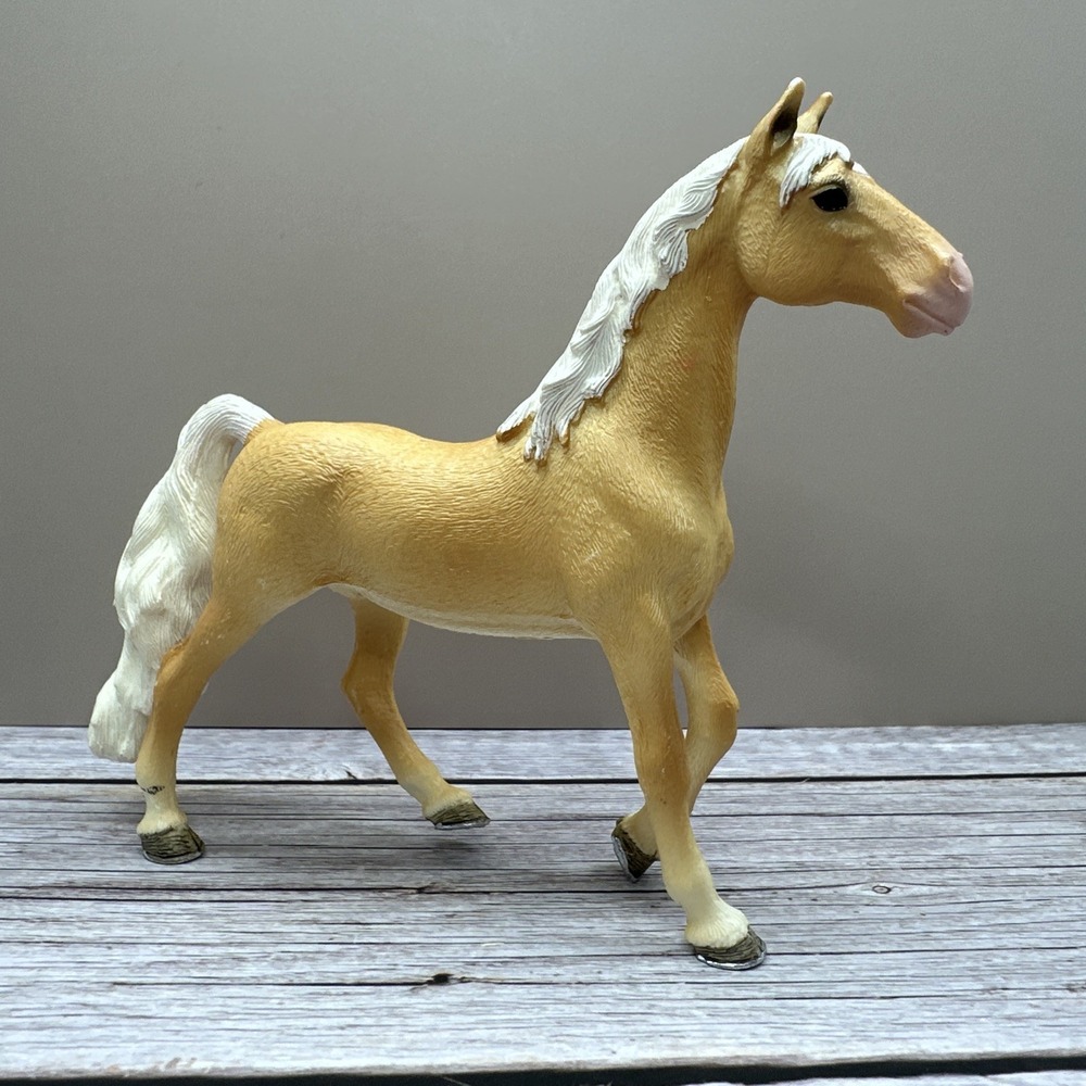 Schleich AMERICAN SADDLEBRED PALAMINO Horse Rare 2019 Figure 13922